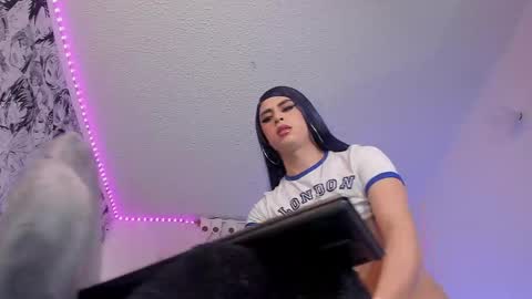 Kendall online show from 05.15.26