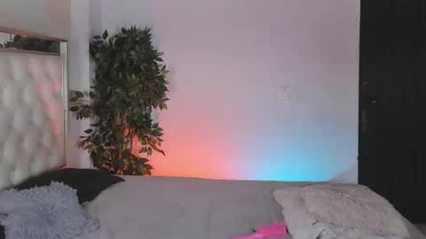 miss_khalifadoll online show from 07.19.26
