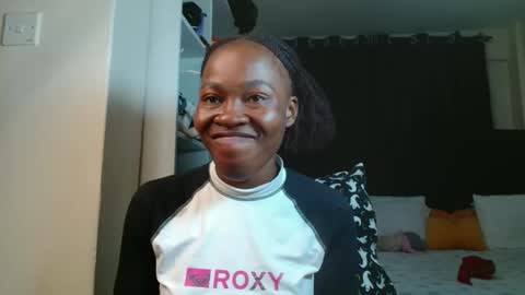 Miss Kiarrafit online show from 03.07.26