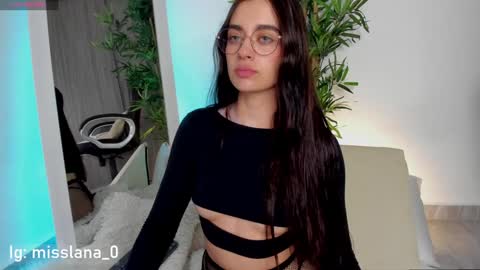Snapshot of miss_lanaa chatting on 01.05.25 Alana online show from 01.05.25