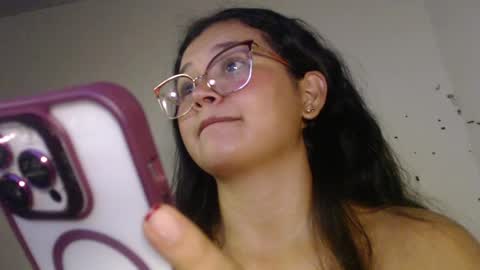 Snapshot of miss_ly_ chatting on 06.07.26 ly independent model online show from 06.07.26