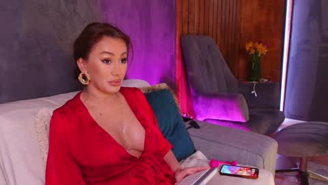 miss_m online show from 04.01.26