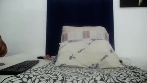 miss_m205 online show from 12.15.24