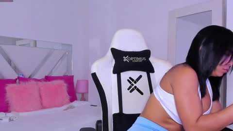   online show from 01.30.25