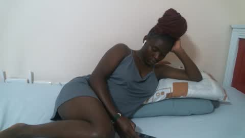 Snapshot of miss_monroee chatting on 03.19.26 monroe online show from 03.19.26