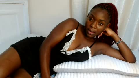 Snapshot of miss_monroee chatting on 07.29.26 monroe online show from 07.29.26