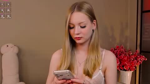 Nicole online show from 07.05.26