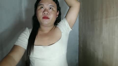 Snapshot of miss_nikkie chatting on 11.23.25 Nikie online show from 11.23.25