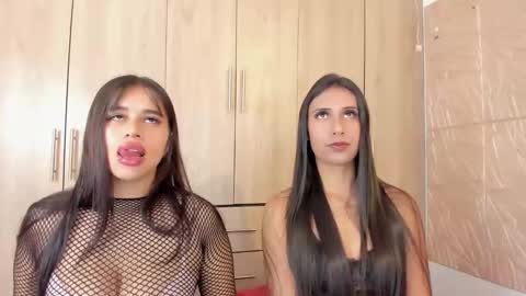 Snapshot of miss_saraxxx chatting on 05.13.26 Angel Sophie Tif online show from 05.13.26