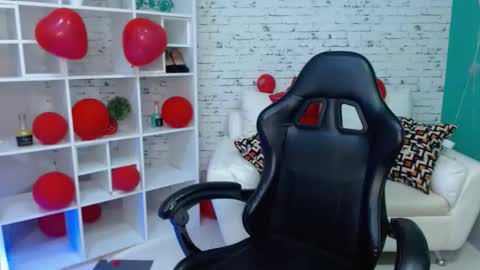 Snapshot of miss_shaira chatting on 02.15.26 Shaira online show from 02.15.26