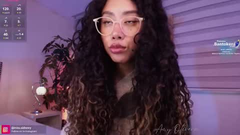 Amy Olivera online show from 10.16.25