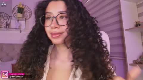 Amy Olivera online show from 12.01.25