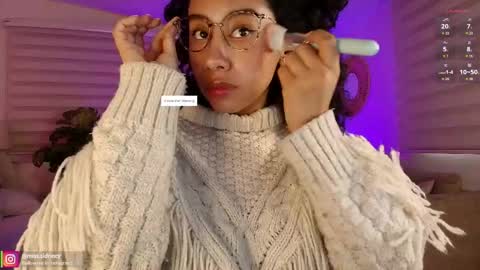 Snapshot of miss_sidney chatting on 05.04.26 Amy Olivera online show from 05.04.26