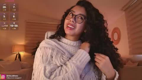 Snapshot of miss_sidney chatting on 05.22.26 Amy Olivera online show from 05.22.26