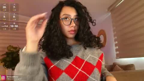 Snapshot of miss_sidney chatting on 06.01.26 Amy Olivera online show from 06.01.26