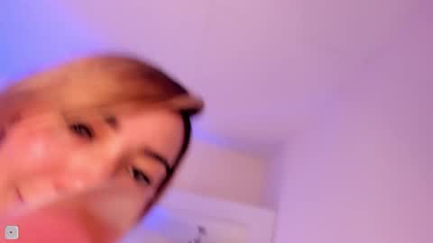 Snapshot of miss_sofiaa_ chatting on 01.10.25 Sofia Castro online show from 01.10.25