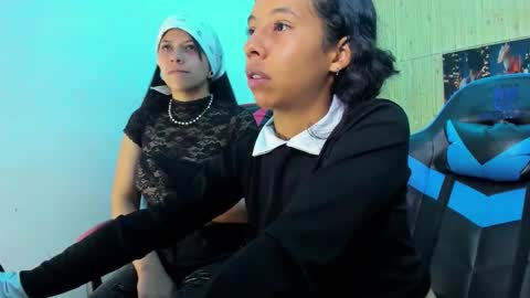 Snapshot of miss_sparkle666 chatting on 10.22.25 miss_sparkle666 online show from 10.22.25