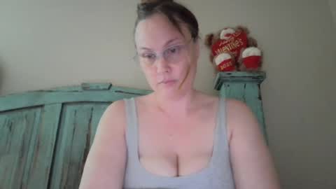 Snapshot of miss_tree996 chatting on 07.17.26 miss_tree996 online show from 07.17.26