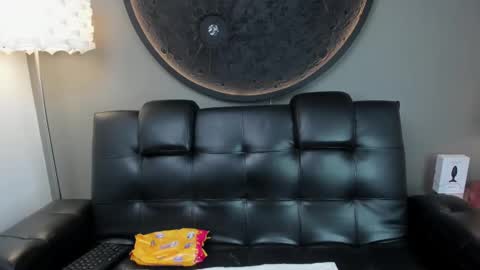 Vaiolette online show from 02.10.25