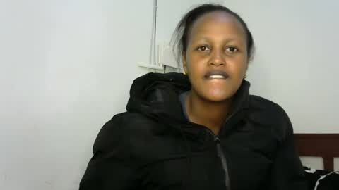 miss_vall online show from 12.12.24