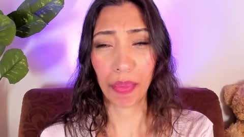 Miss Veronica online show from 03.31.26