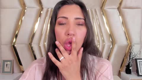 Snapshot of miss_veronicaa chatting on 12.12.24 Veronica summer 7AM to 1500 PM hour GMT-5 online show from 12.12.24