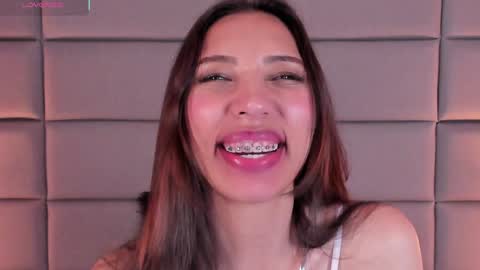 Snapshot of miss_veronicaa chatting on 01.22.25 Veronica summer 7AM to 1500 PM hour GMT-5 online show from 01.22.25