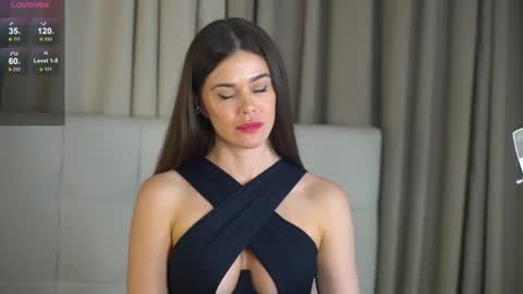 Miss Victoria online show from 05.08.26