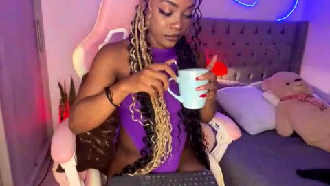 Snapshot of miss_west chatting on 12.14.24 Tay Tay Independent Model online show from 12.14.24