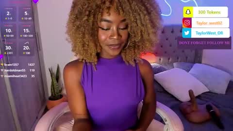 Snapshot of miss_west chatting on 03.08.25 Tay Tay Independent Model online show from 03.08.25