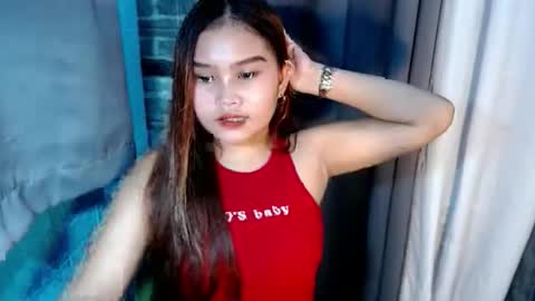 Snapshot of miss_yannax chatting on 05.25.26 yanna online show from 05.25.26