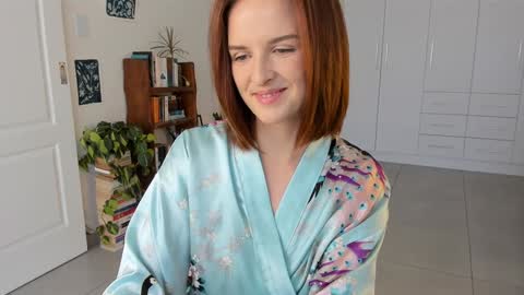 Alexandra Thorn online show from 02.22.26