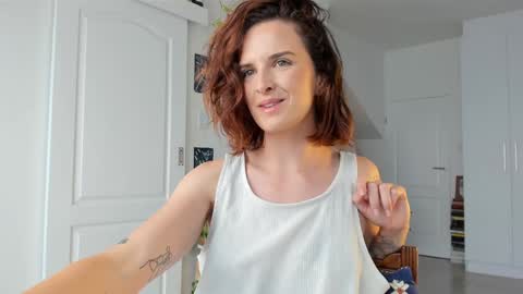 Alexandra Thorn online show from 03.05.26