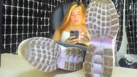 missalmafenix online show from 07.24.26