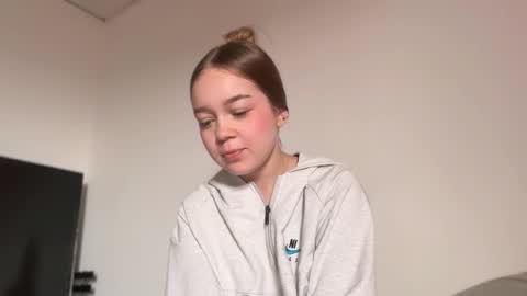 Ameliahs online show from 10.03.25