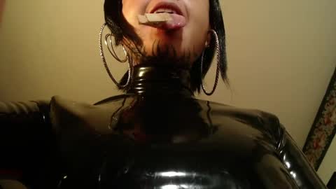 Anarkitten  online show from 04.08.26