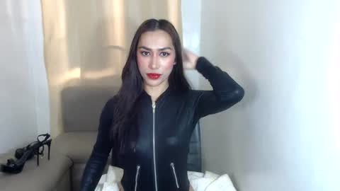 Snapshot of missangelxxx chatting on 06.17.26 missangelxxx online show from 06.17.26