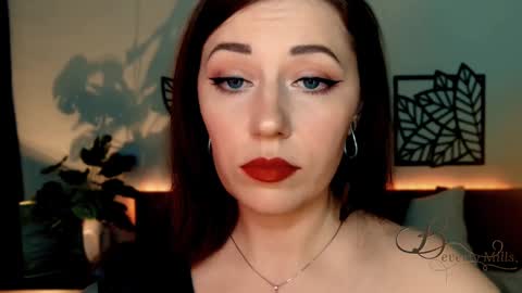 The divine Beverly online show from 12.06.24