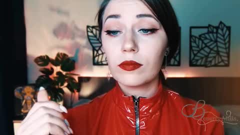 The divine Beverly online show from 02.15.25