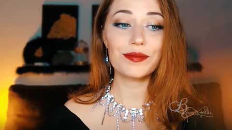 The divine Beverly online show from 09.28.25