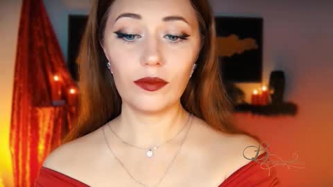 The divine Beverly online show from 10.18.25