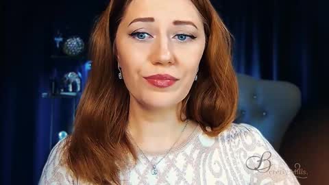 The divine Beverly online show from 04.22.26