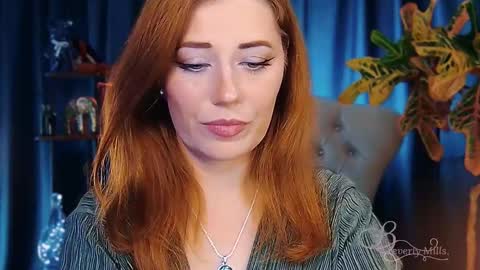 Snapshot of missbeverlymills chatting on 06.06.26 The divine Beverly online show from 06.06.26