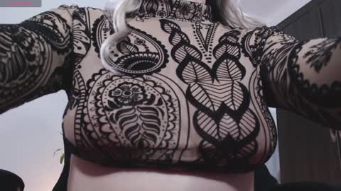 MissBlair online show from 02.04.25