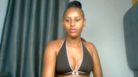 Snapshot of missbree1 chatting on 07.23.26 missbree1 online show from 07.23.26