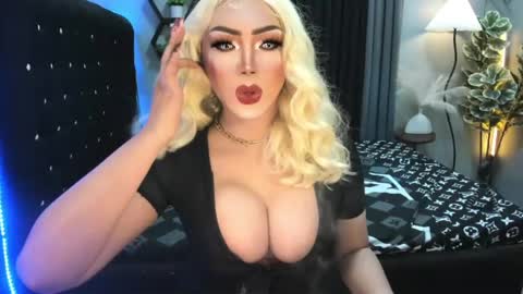 Snapshot of misschannel4sub chatting on 06.07.26 PRIESTESS CHANNEL online show from 06.07.26