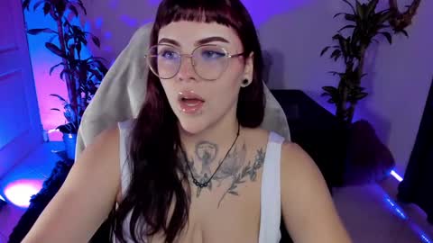 Missy Charlottte.  Hey remember to give me a thumbs up ty online show from 02.06.25