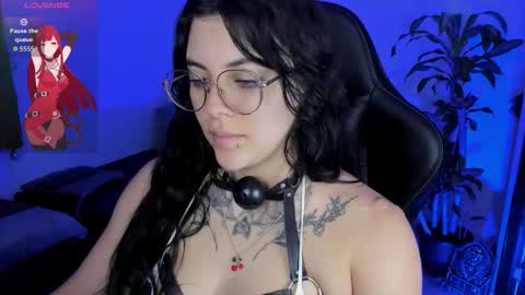 Missy Charlottte.  Hey remember to give me a thumbs up ty online show from 10.27.25