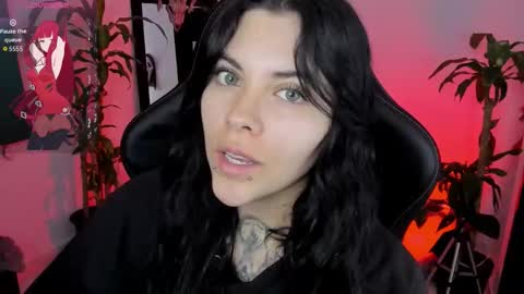 Missy Charlottte.  Hey remember to give me a thumbs up ty online show from 12.17.25