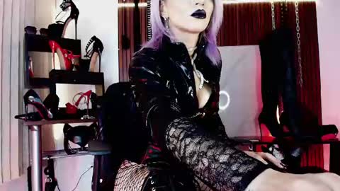 Missdarklady online show from 07.23.26